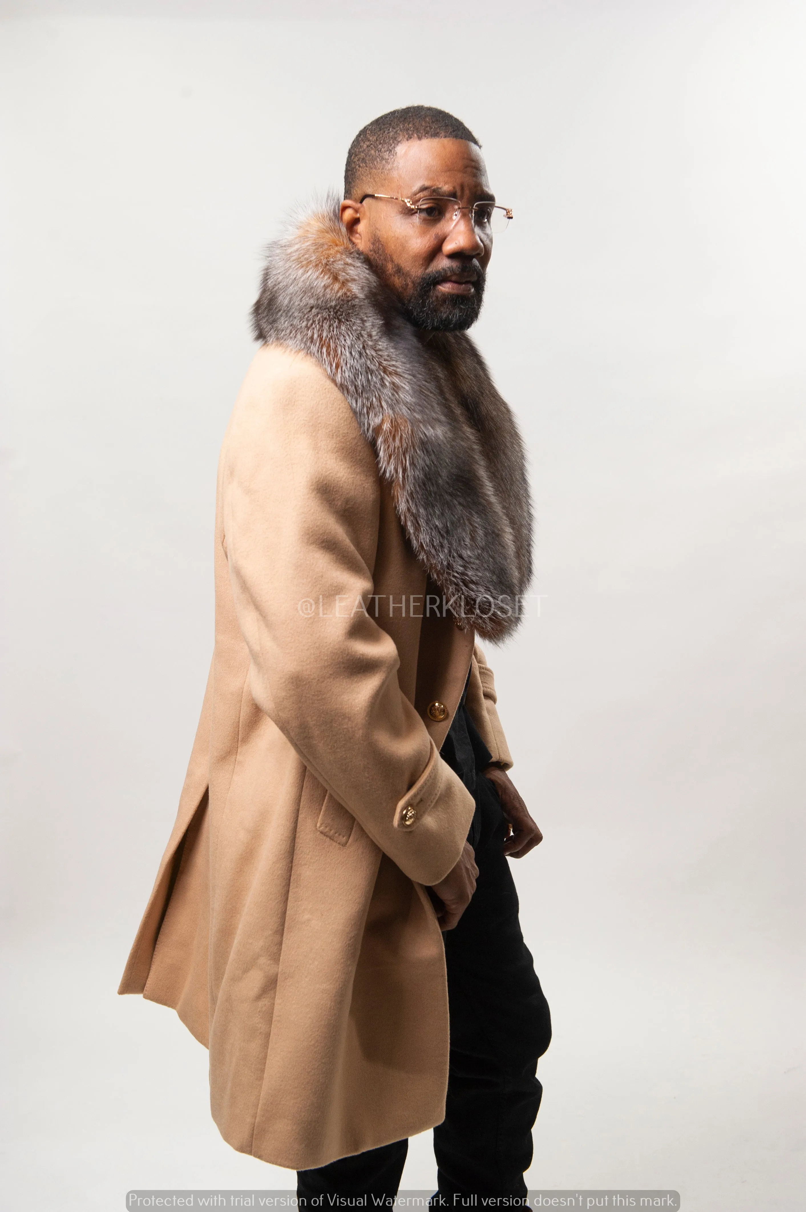 Luxurious Mens Cashmere Trench Coat with Premium Fox Fur Collar
