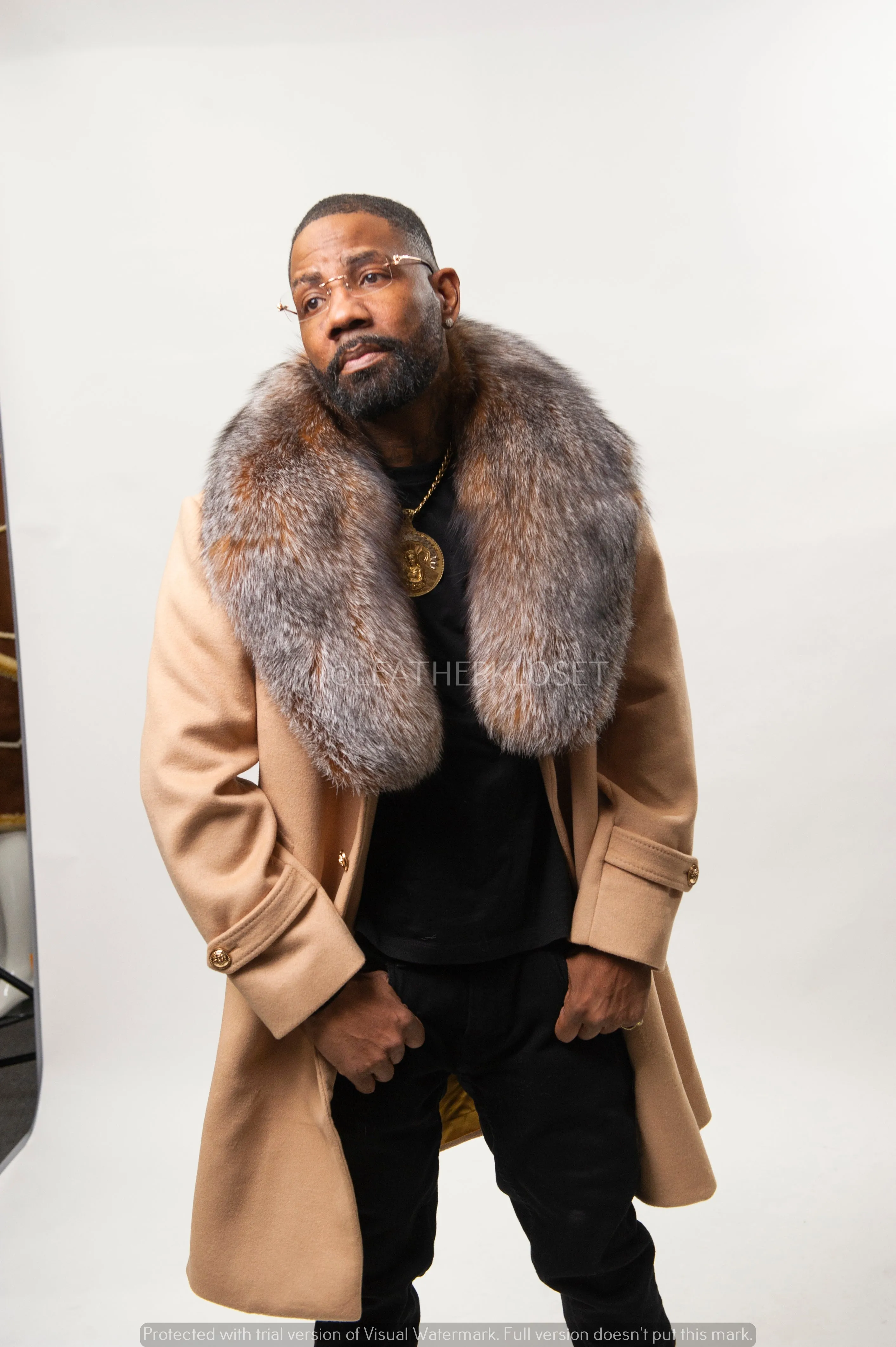 Luxurious Mens Cashmere Trench Coat with Premium Fox Fur Collar